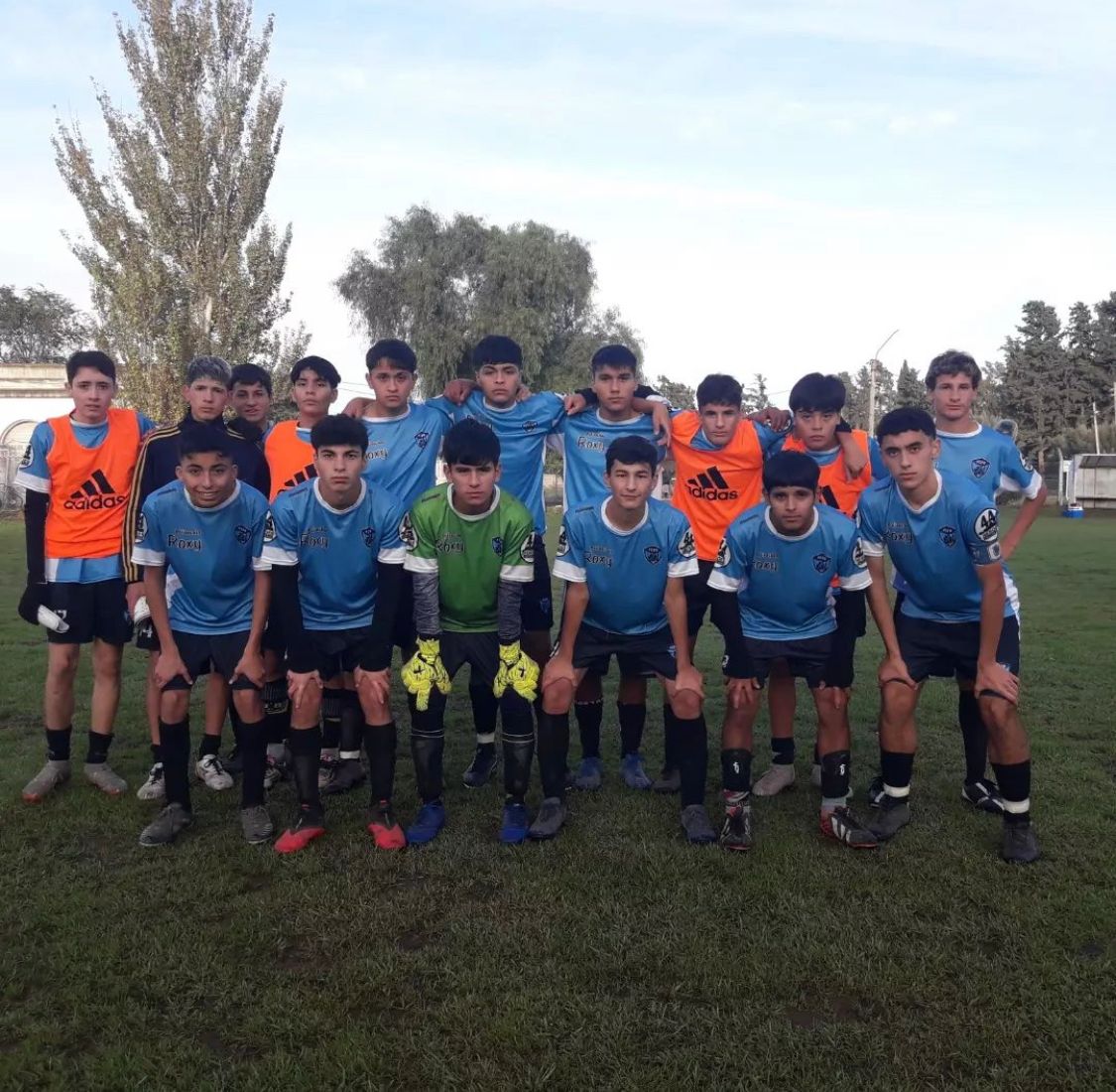 FUTBOL MENOR Y JUVENIL: PUERTO BELGRANO SE MIDE ANTE LIBERTAD