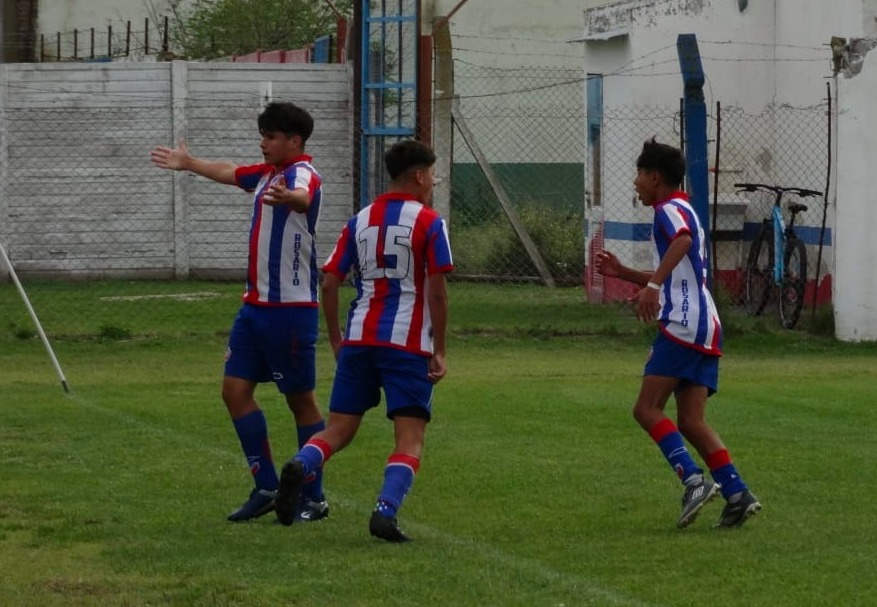 FUTBOL FORMATIVO: ROSARIO JUEGA ANTE SANSINENA