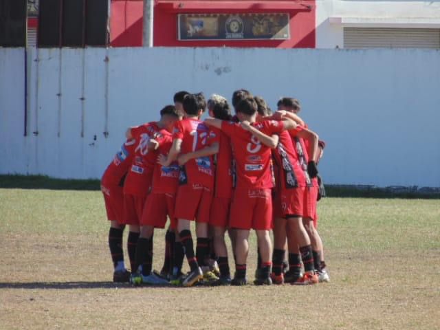 FUTBOL MENOR Y JUVENIL: SPORTING JUGO ANTE TIRO FEDERAL