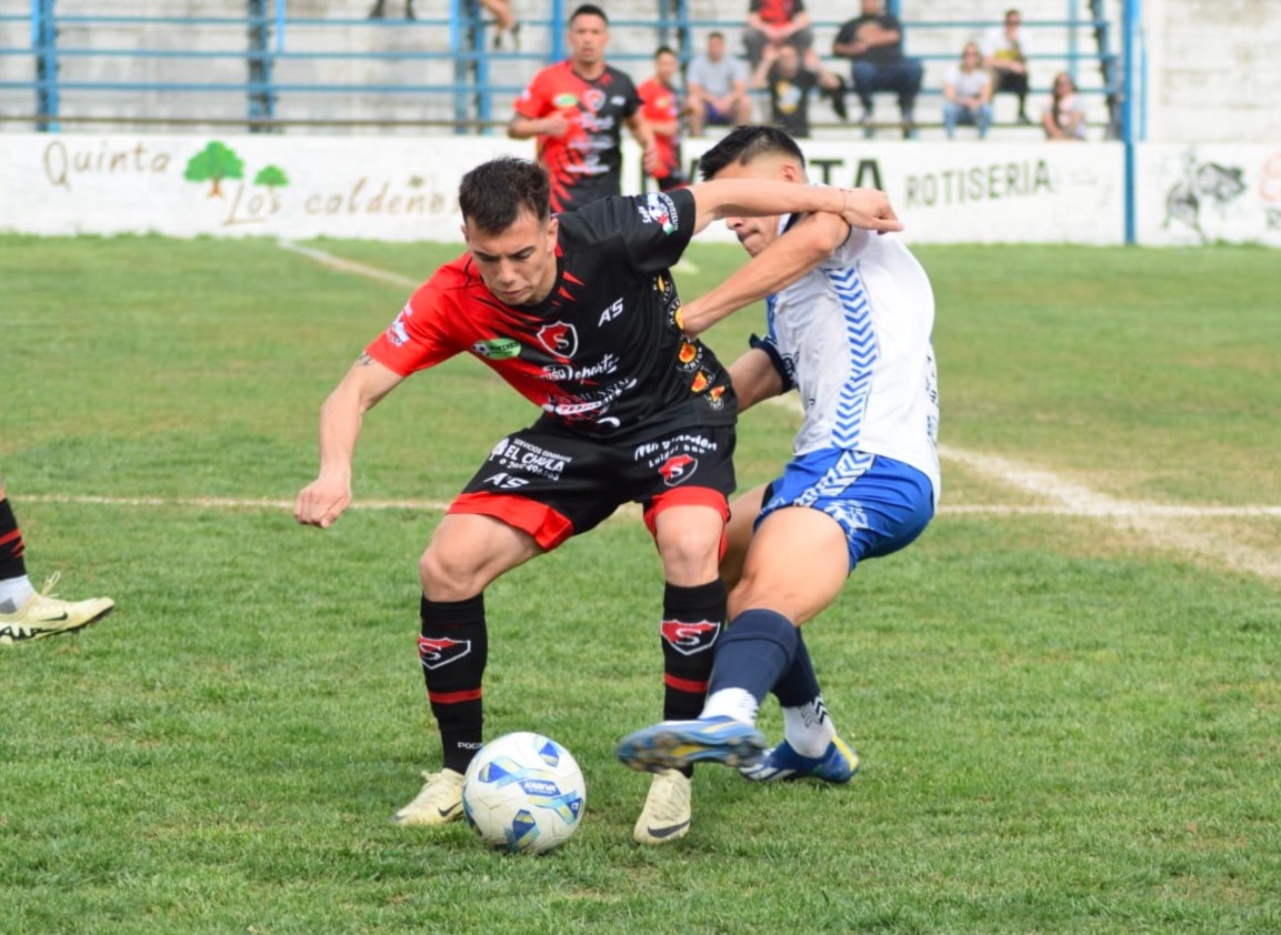 SPORTING NO PASO DEL CERO ANTE LA ARMONIA Y SE ALEJO DE LOS DE ARRIBA