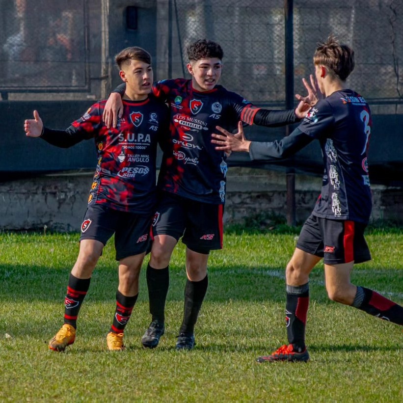 FUTBOL MENOR Y JUVENIL: SPORTING ENFRENTA A OLIMPO