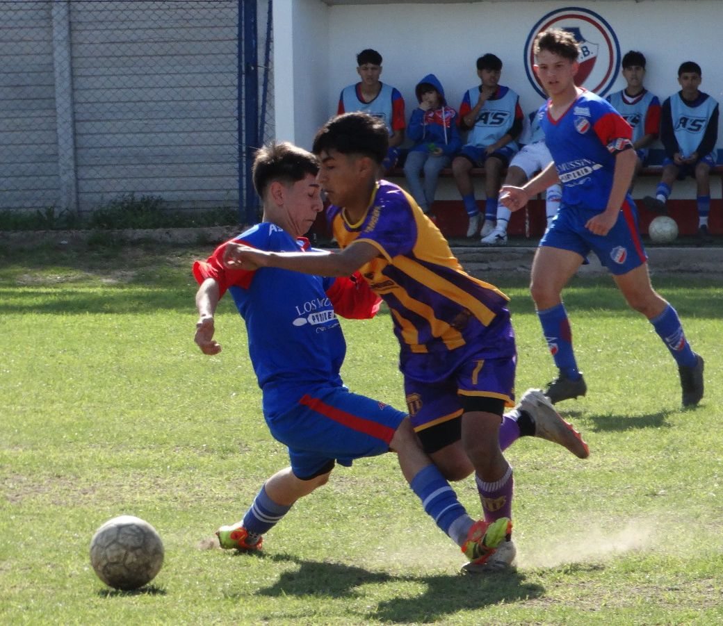 MENORES Y JUVENILES: ROSARIO JUGO ANTE TIRO FEDERAL