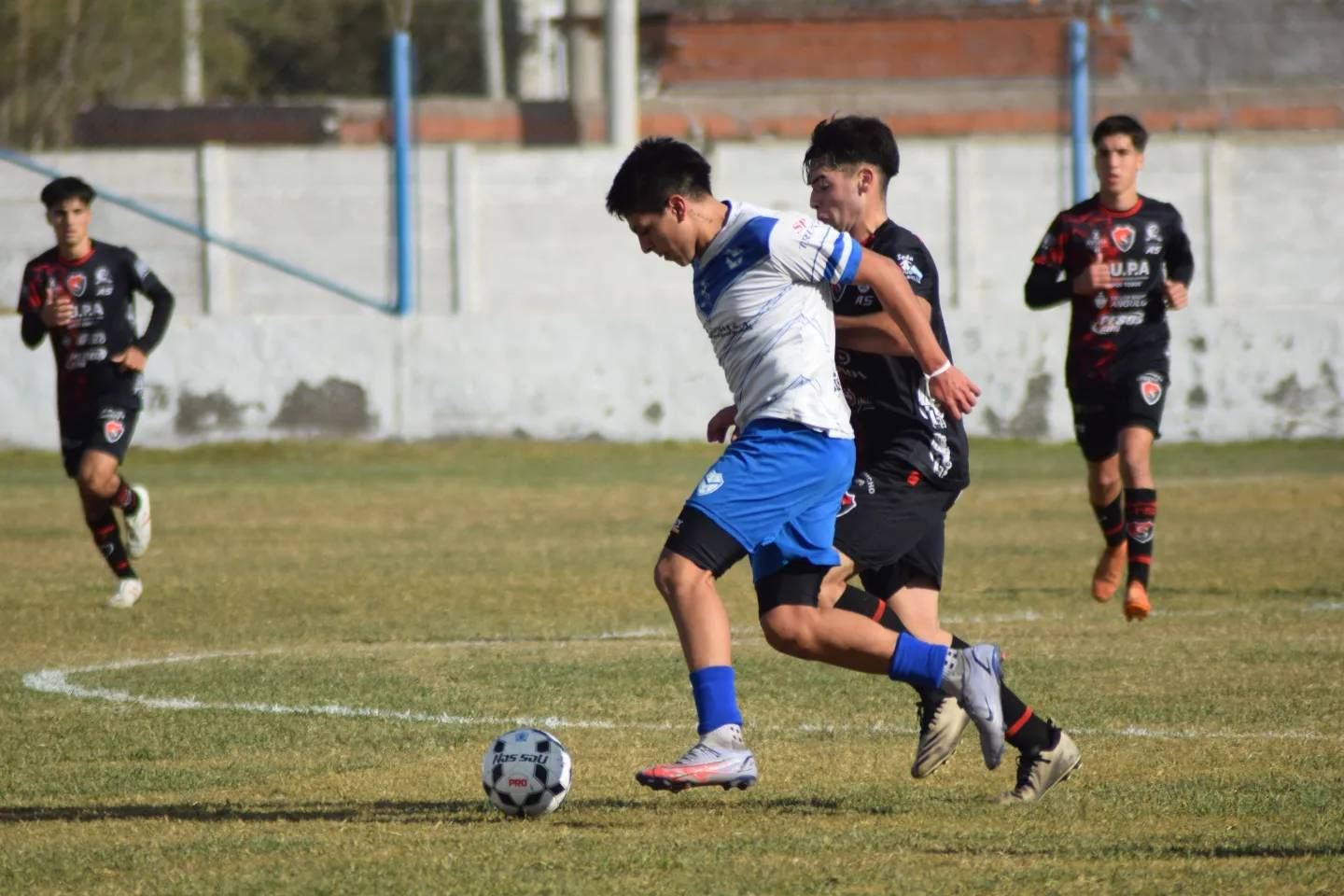 LA RESERVA DE SPORTING EMPATO ANTE LA ARMONIA