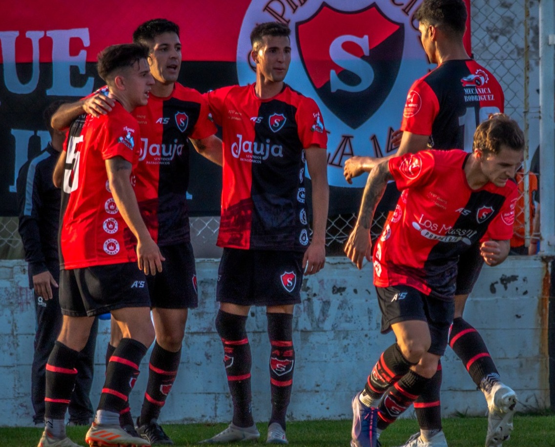 EN SU REGRESO AL MENDIZABAL, SPORTING RECIBE A HURACAN