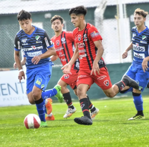 DURA DERROTA PARA LA RESERVA DE SPORTING ANTE VILLA MITRE