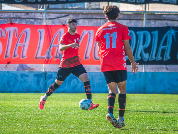 SPORTING VOLVIO A MOSTRAR SU ALERGIA AL GOL: 0 A 0 ANTE OLIMPO